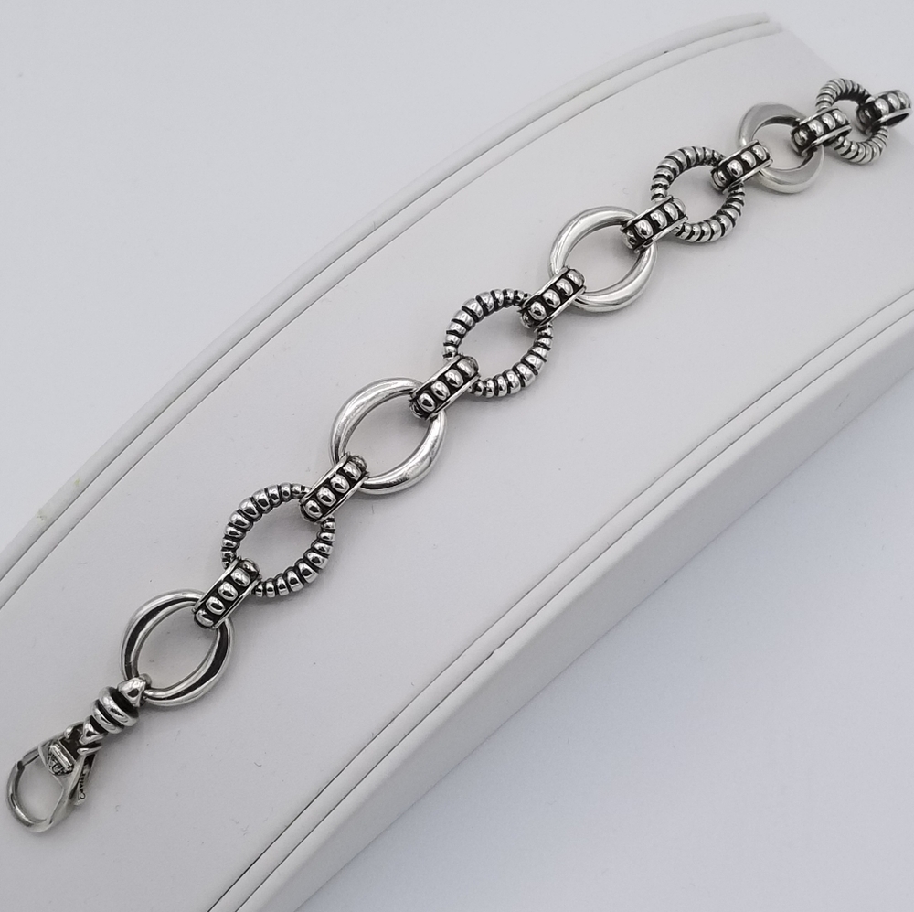 LAGOS Signature Caviar Oval Fluted Link Bracelet
